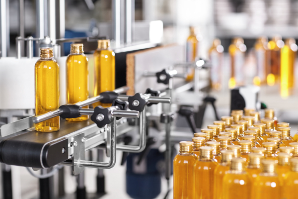 contract manufacturing vs private label